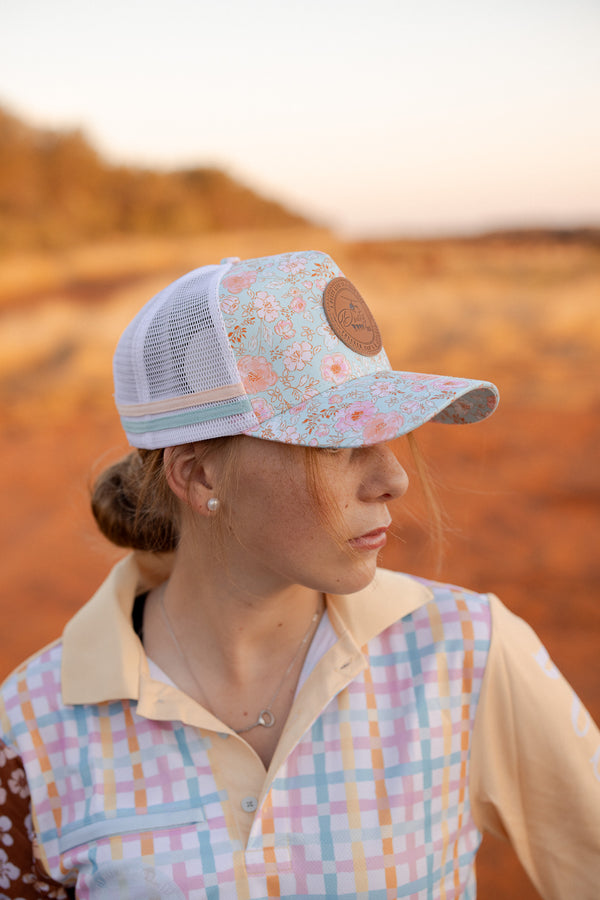 LADIES CAP Desert Blooms