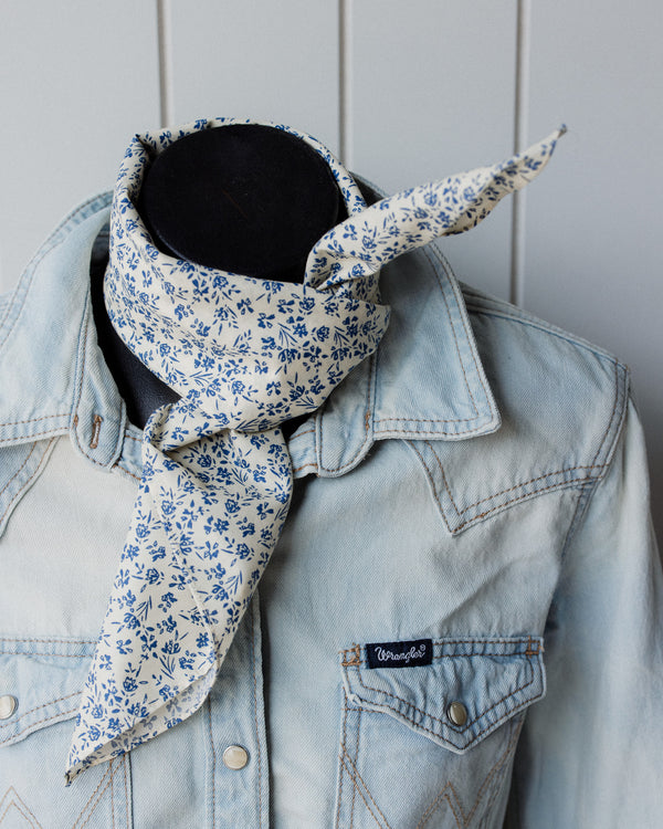 Neck Tie Cream & Navy Floral