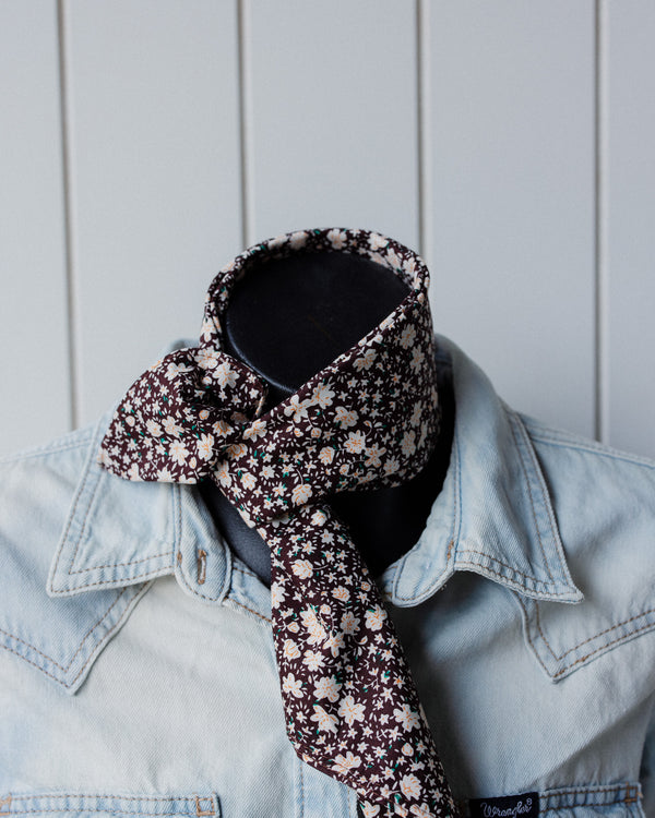 Neck Tie Choc Floral