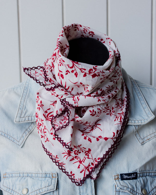 Laced Trim Scarf Crimson Cream