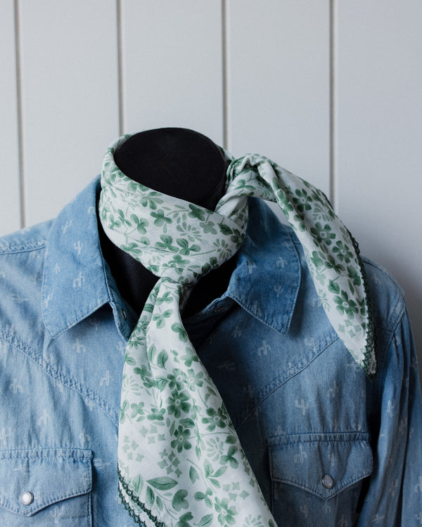 Laced Trim Scarf Green & White