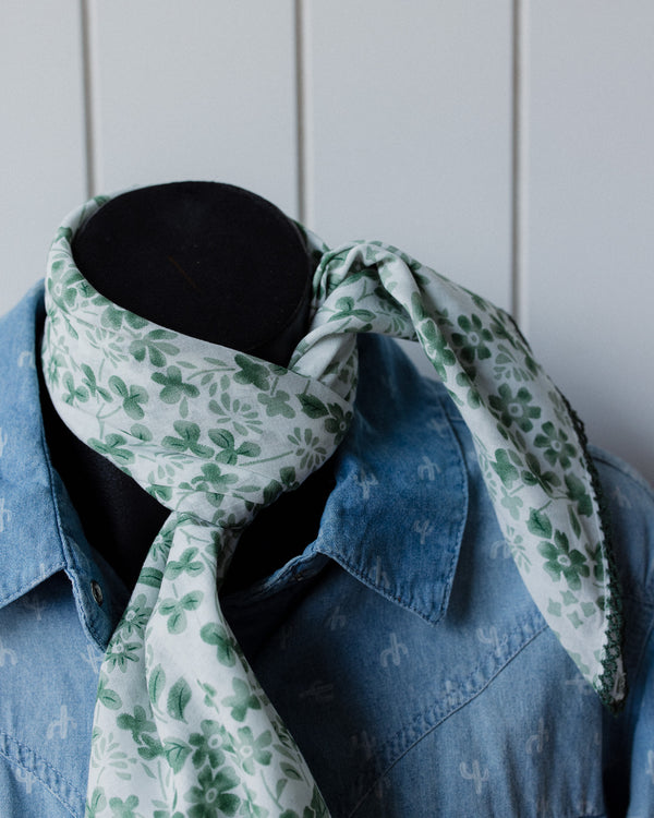 Laced Trim Scarf Green & White