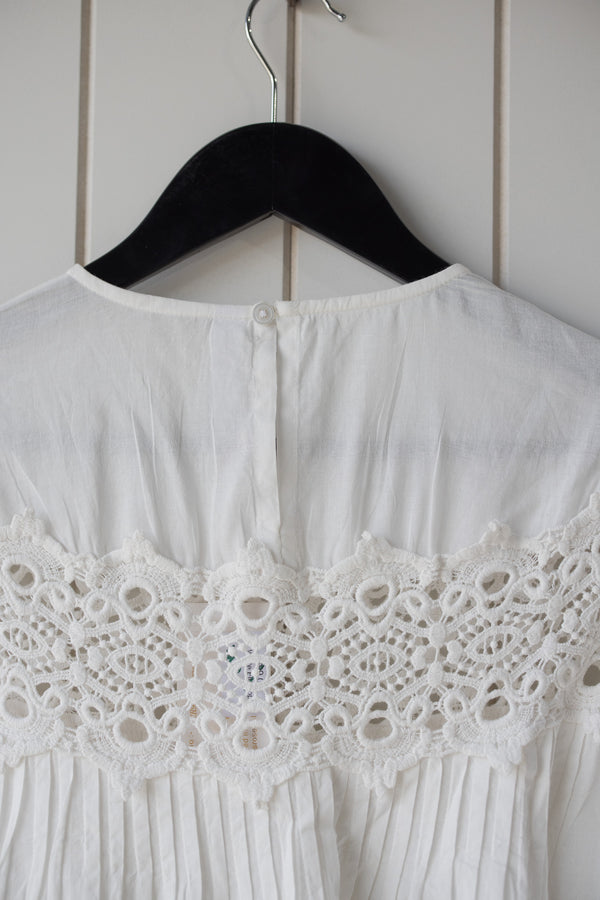 Ella White Blouse